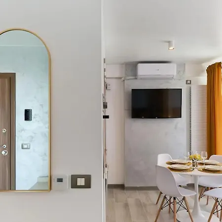 Onix By Euxin Apartment *